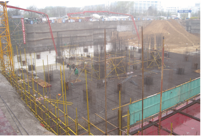 汇金大厦基础混凝土浇筑